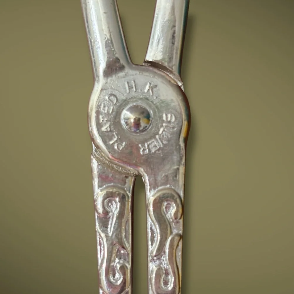 Vintage International Silver Company Silverplated Serving Tongs NIB